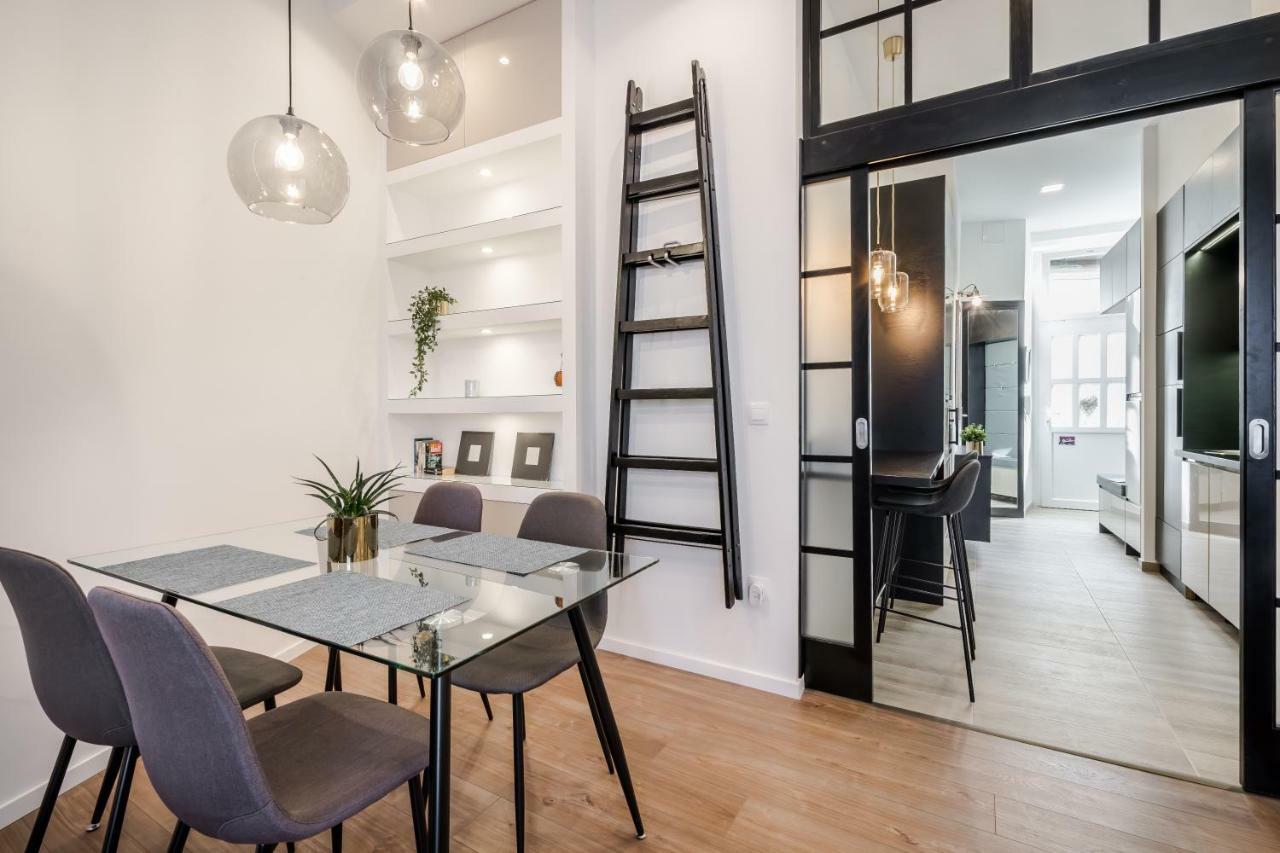 Bpr Thrill Design Home With A/C بودابست المظهر الخارجي الصورة