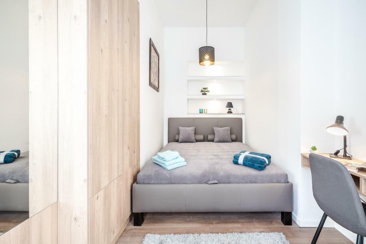 Bpr Thrill Design Home With A/C بودابست المظهر الخارجي الصورة