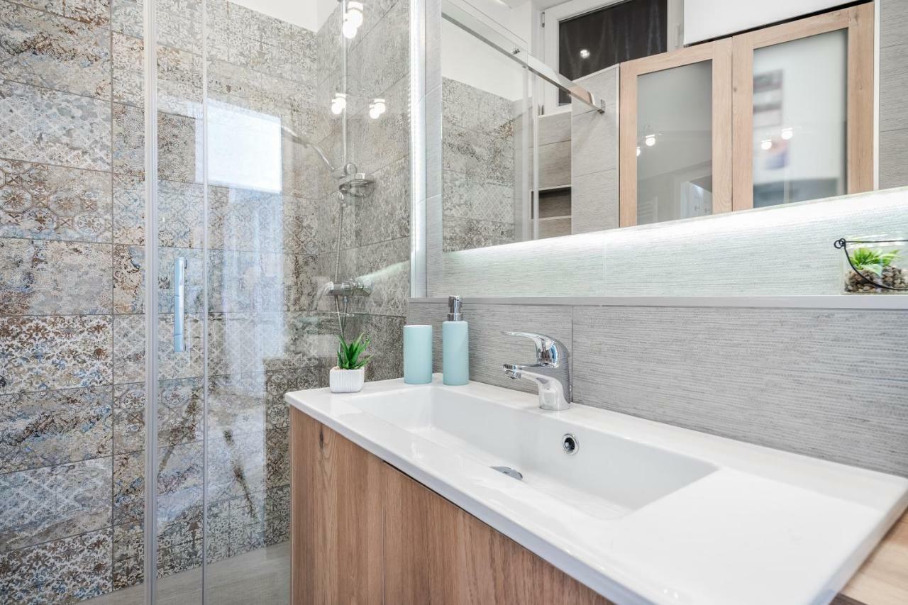 Bpr Thrill Design Home With A/C بودابست المظهر الخارجي الصورة